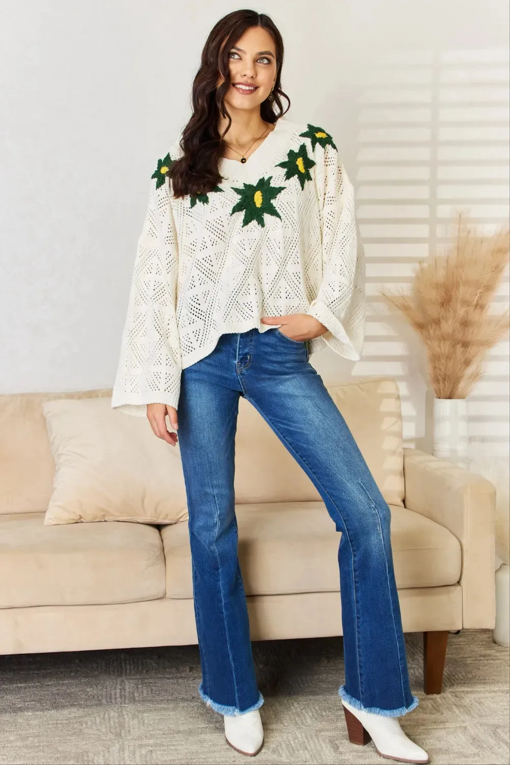 Floral Embroidered Pattern V-Neck Sweater