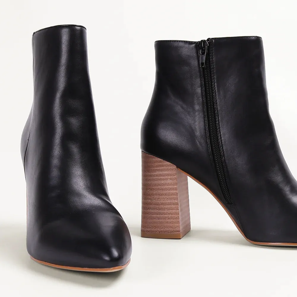 Matte Black Veronica Bootie