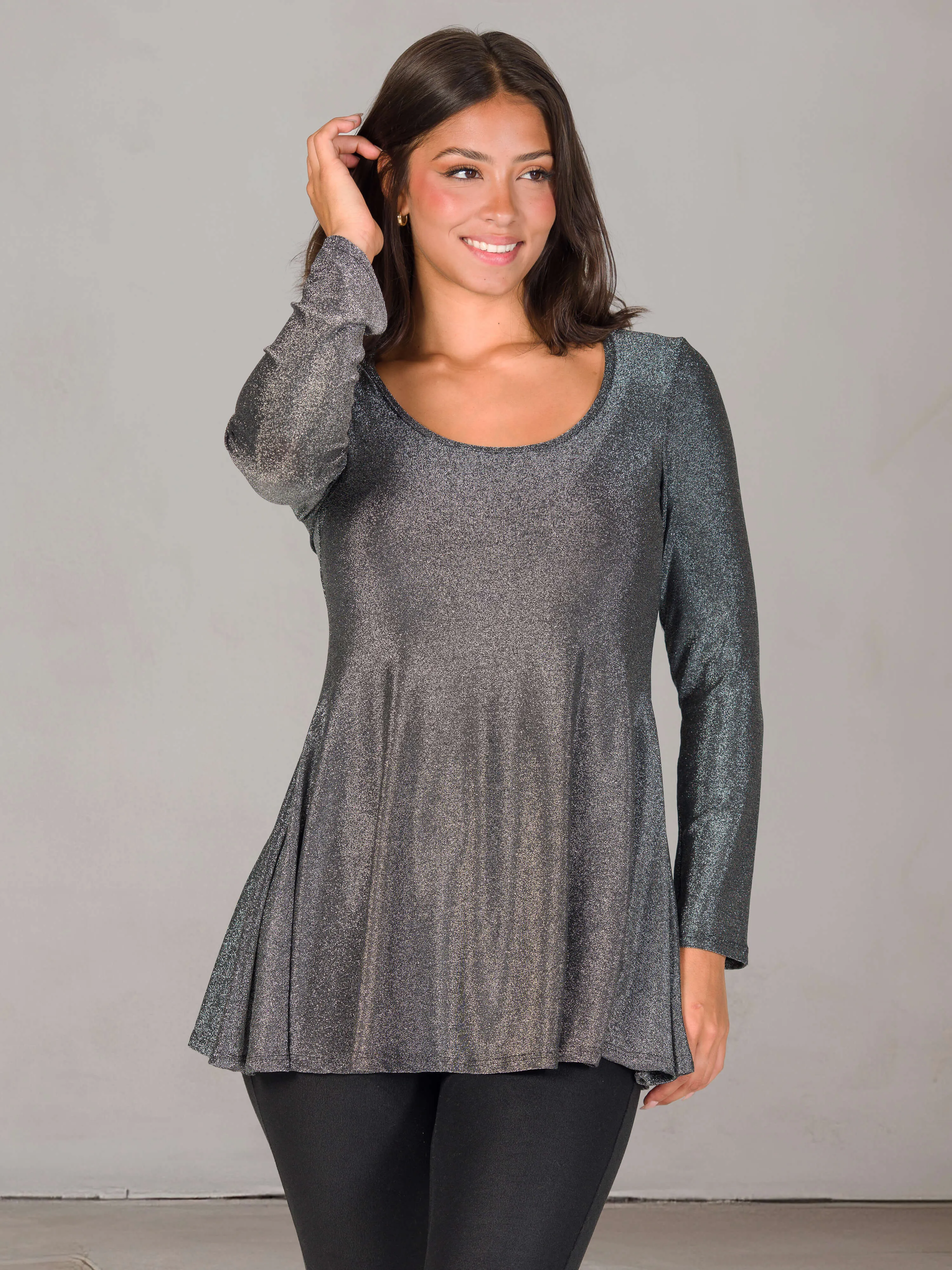 Scoop Neck Long Sleeve Shimmery Fabric Tunic Top