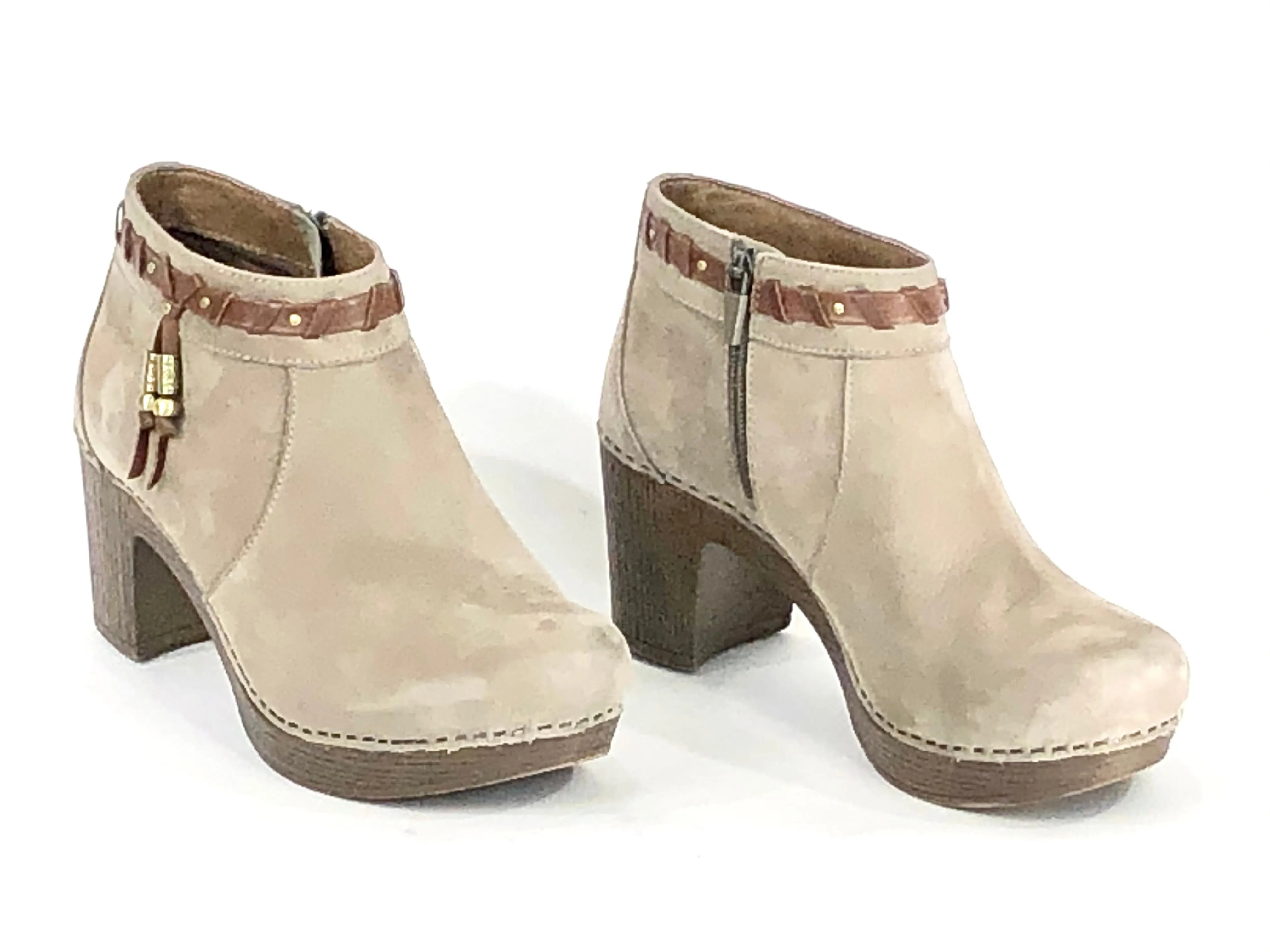 Taupe Dabney Ankle Bootie | Size 39 EU 9 US